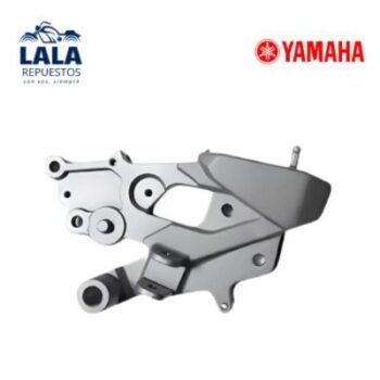 SOPORTE PEDALIN DERECHO -YAMAHA FZ25
